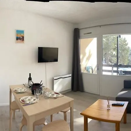 Joli Pres De La Foret Apartment